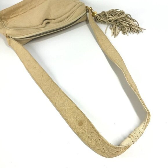 CHANEL vintage Logo Matelasse Quilted Fringe Tassel Crossbody Shoulder Bag - Picture 9 of 16